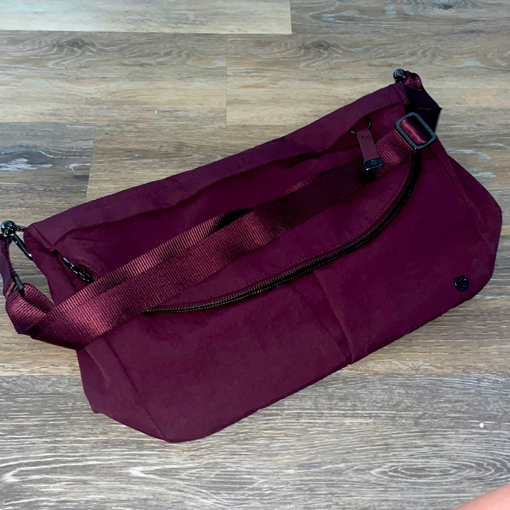 Lululemon crossbody maroon bag